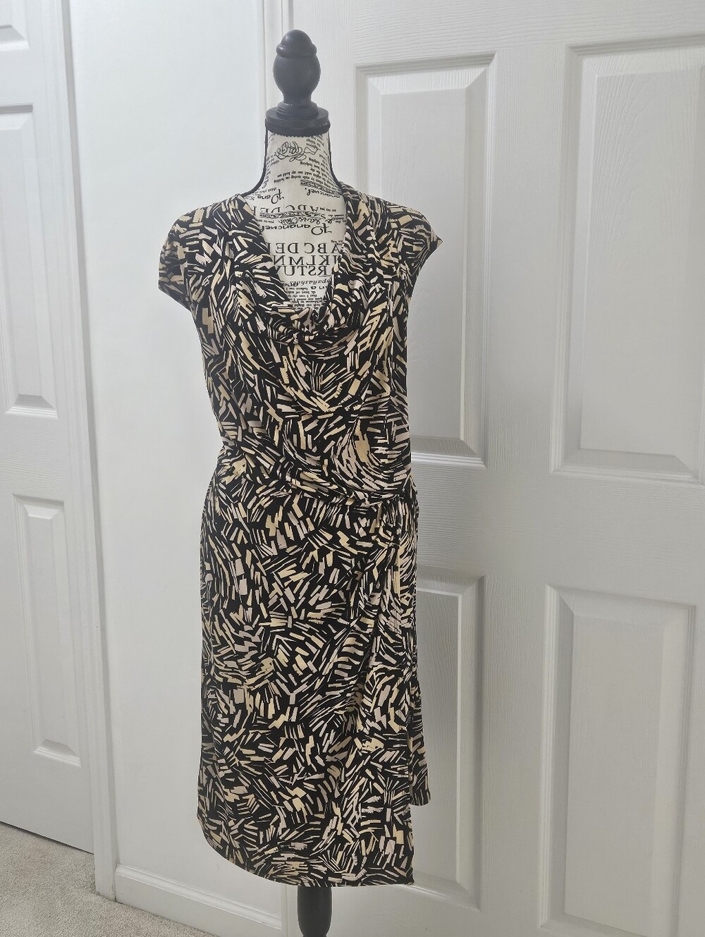 London Times Black and Cream Abstract Print Midi Dress